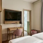Savona Hotel Alba (Piedmont)