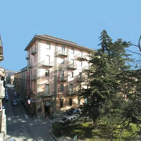 Giacomo Morra - Handwritten Collection 4* Alba (Piedmont)