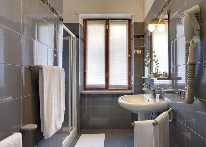 Giacomo Morra - Handwritten Collection 4* Alba (Piedmont)