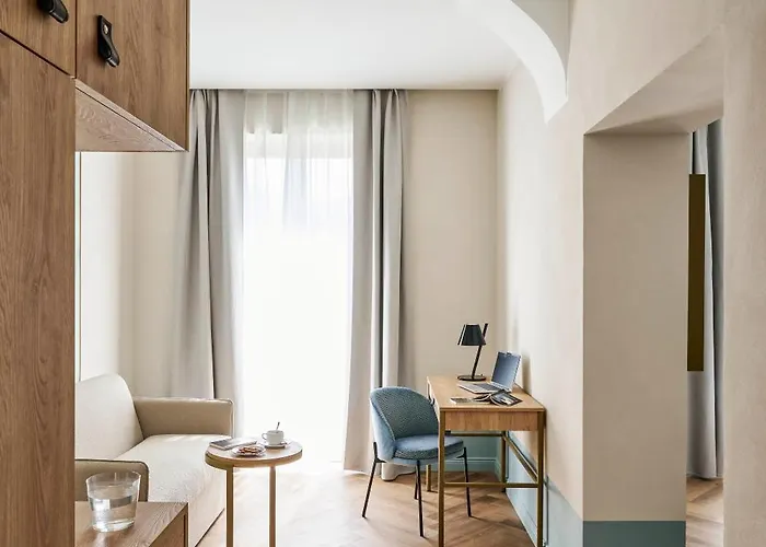 Giacomo Morra - Handwritten Collection Hotell Alba (Piedmont)
