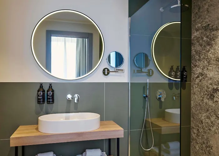 Giacomo Morra - Handwritten Collection Otel Alba (Piedmont)