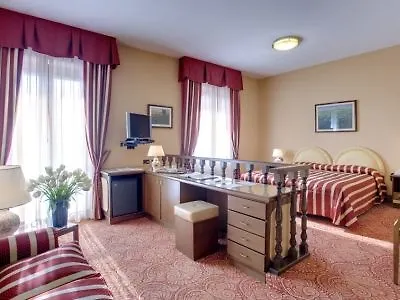 Giacomo Morra - Handwritten Collection Hotel Alba (Piedmont)